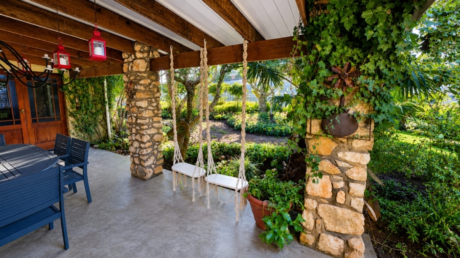 5 Bedroom Property for Sale in Stilbaai Wes Western Cape